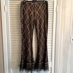 Vintage lace pull on bootleg pant size 6